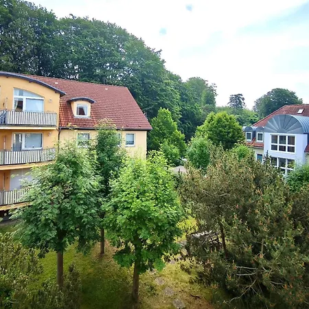 Waldstrasse 12 11 公寓