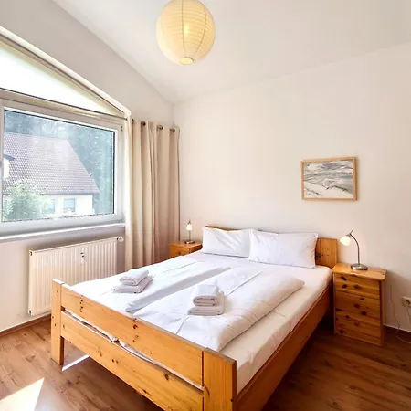 Waldstrasse 12 11 公寓